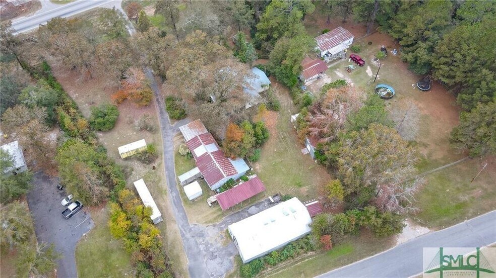 More Photos Of 895 W Highway 80, Eden General Retail For Sale