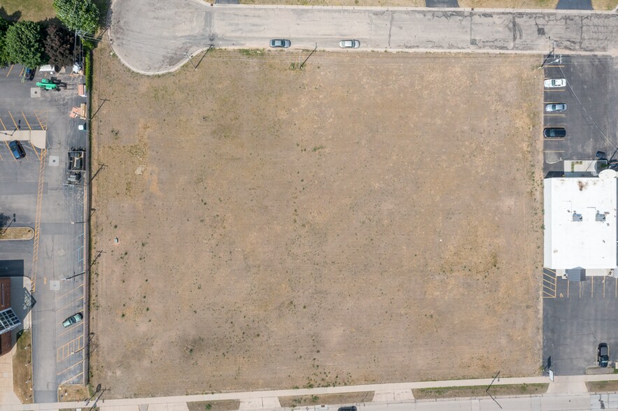 More Photos Of 532 Division St, Stevens Point Land For Sale