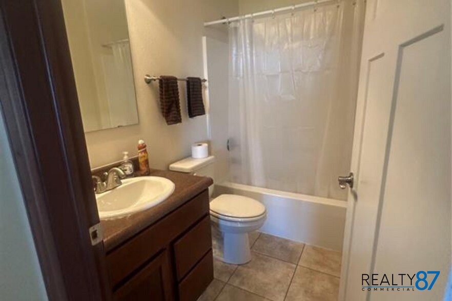 More Photos Of 5358 Hutton Dr, Urbana Industrial For Sale