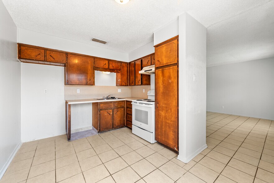 More Photos Of 2314 Andover Dr, Killeen Apartments For Sale