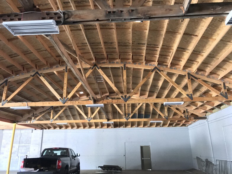 More Photos Of 2525 Kansas Ave, Riverside Manufacturing For Sale