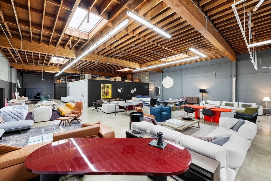More Photos Of 3364 S Robertson Blvd, Los Angeles Warehouse For Sale