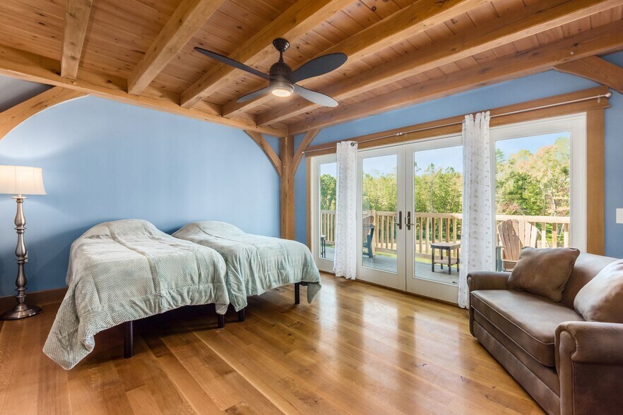 More Photos Of 16012 OH-678, Rockbridge Lodge Meeting Hall For Sale