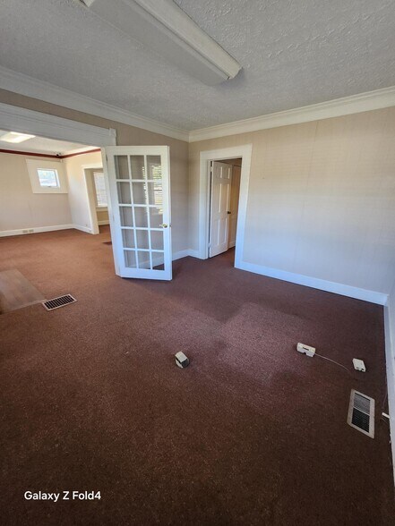 More Photos Of 4355 Covington Hwy, Decatur Office For Lease