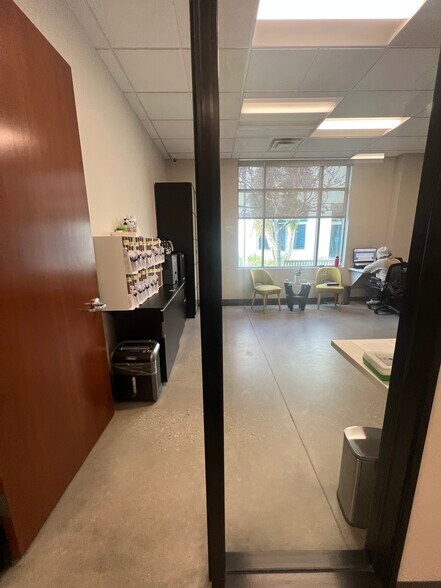 More Photos Of 1731 Third St, Norco Medical For Lease