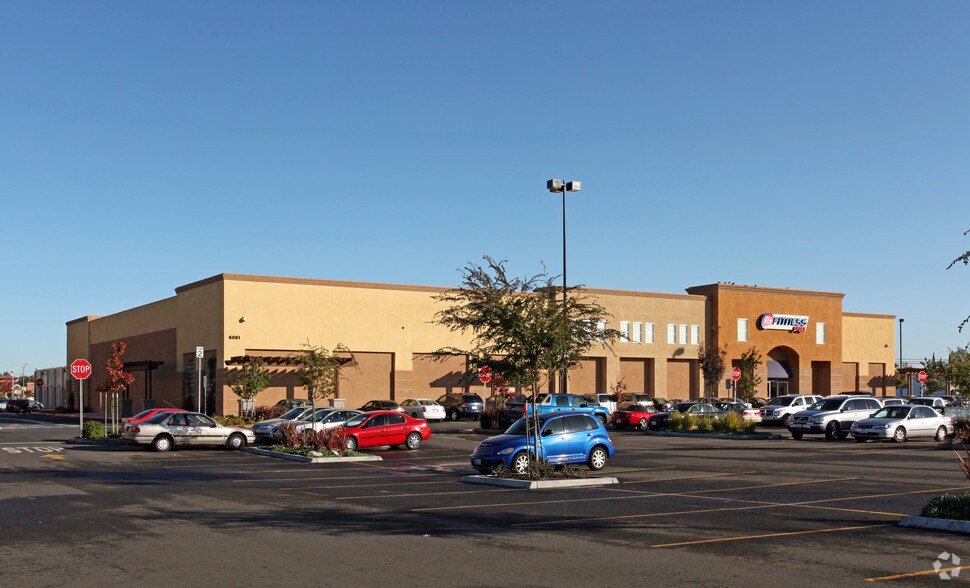 More Photos Of 6061 Florin Rd, Sacramento Health Club For Sale