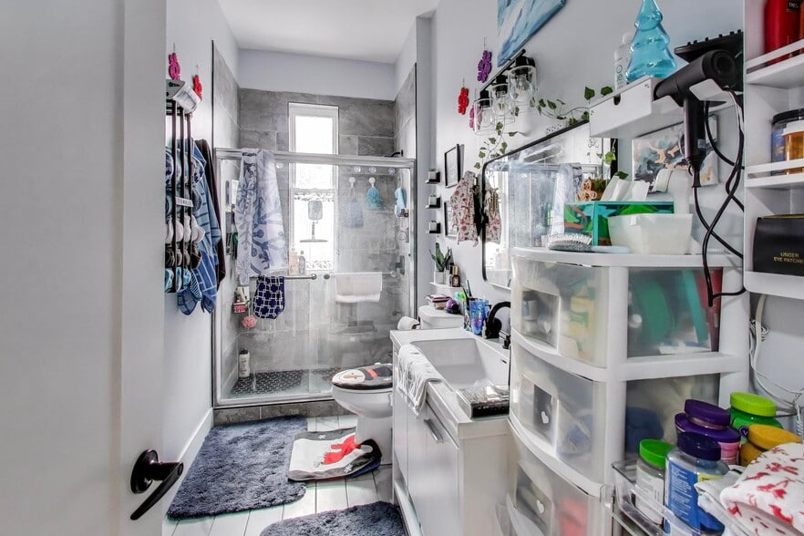 More Photos Of 932 N Richmond St, Chicago Multifamily For Sale