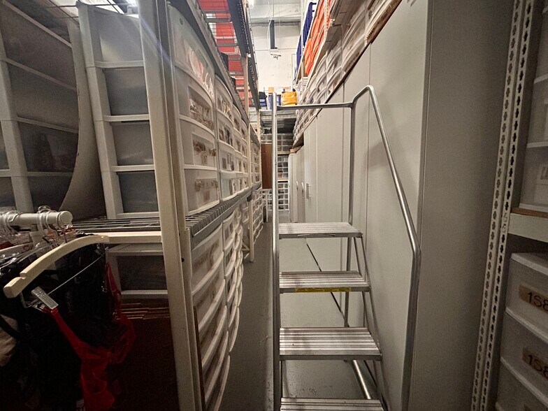 More Photos Of 5930 NW 99th Ave, Miami Light Distribution For Sale