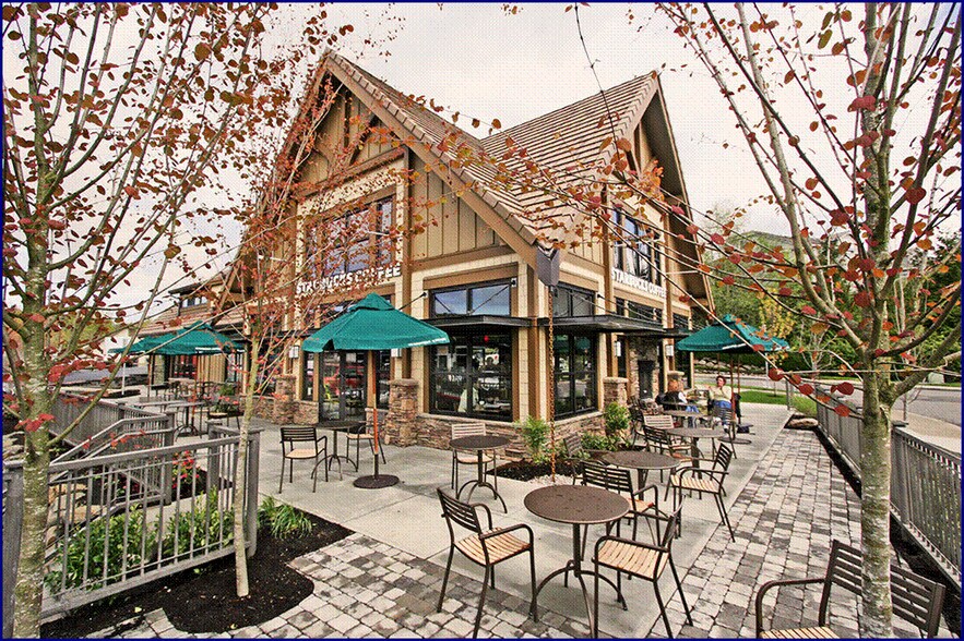 More Photos Of 2021-2135 NW Miller Rd, Portland Storefront Retail Office For Lease