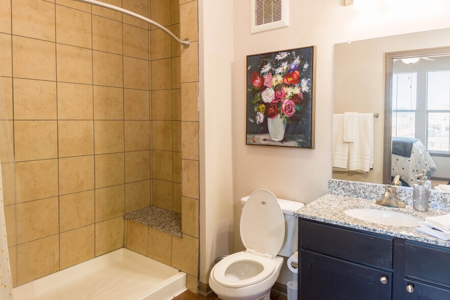 More Photos Of 919 Greensboro Ave, Tuscaloosa Apartments For Lease