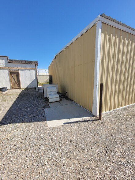 More Photos Of 3171 Tillman St, Pahrump Industrial For Sale