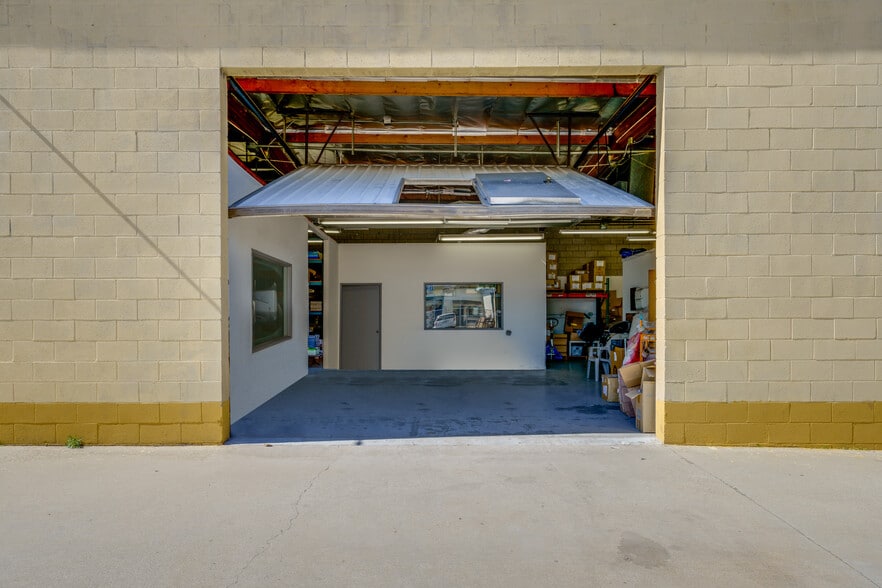 More Photos Of 14836 Ramona Blvd, Baldwin Park Warehouse For Sale