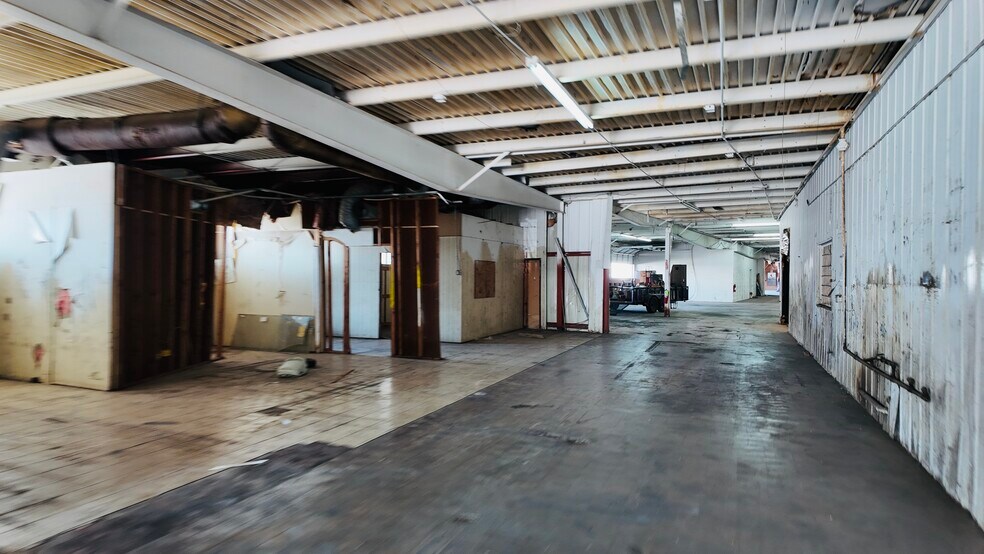 More Photos Of 1520 S Central Ave, Oklahoma City Manufacturing For Lease