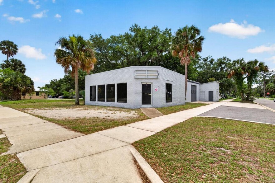 More Photos Of 1321 St Johns Ave, Palatka Service For Sale