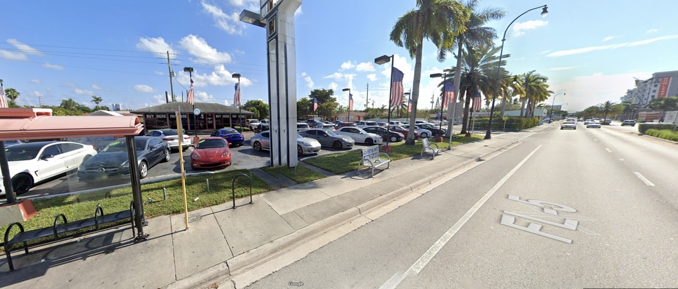 More Photos Of 600 N Federal Hwy, Hallandale Beach Auto Dealership For Lease