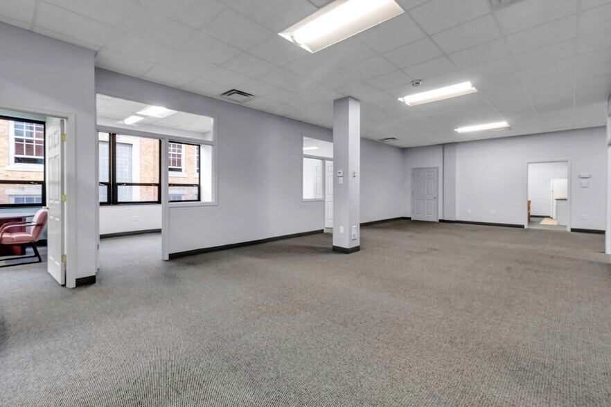 More Photos Of 1083 Delaware Ave, Buffalo Medical For Lease