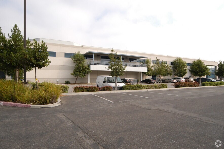 More Photos Of 2243 Lundy Ave, San Jose Manufacturing For Lease