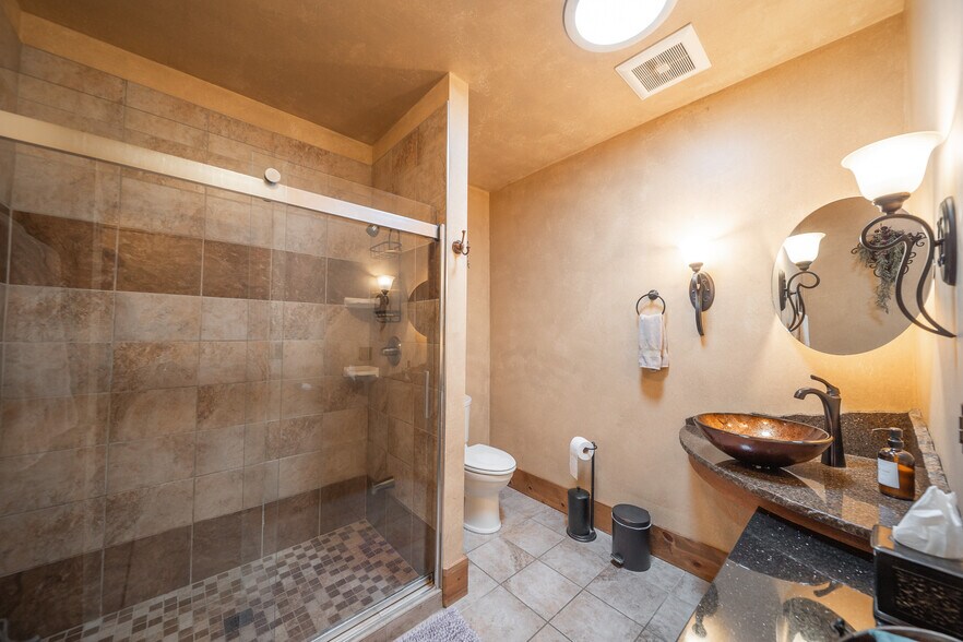 More Photos Of 295 Panthers Den Rd, Makanda Hotel For Sale