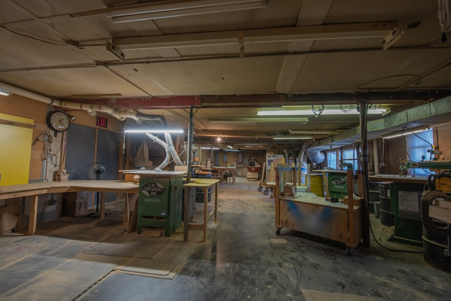 More Photos Of 105 Hand ave, Elizabethtown Industrial For Sale