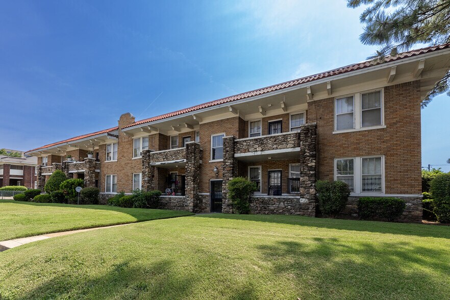More Photos Of , Memphis Multifamily For Sale
