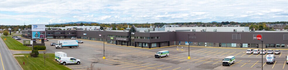 More Photos Of 2500 Rue Jean-Perrin, Québec Unknown For Lease