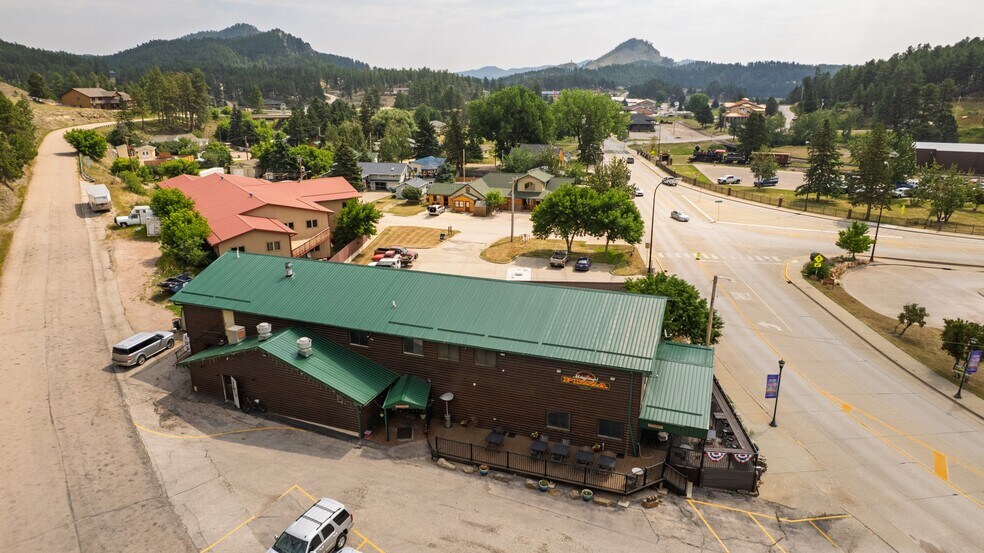 More Photos Of 158 Museum Dr, Hill City Restaurant For Sale