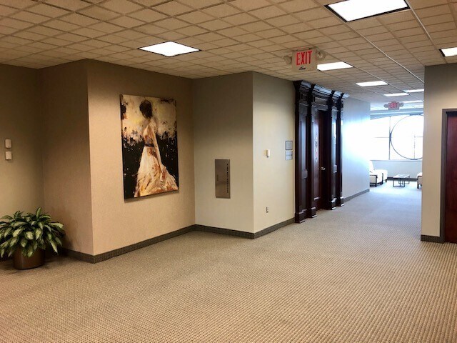 More Photos Of 110 Polaris Pky, Westerville Medical For Lease