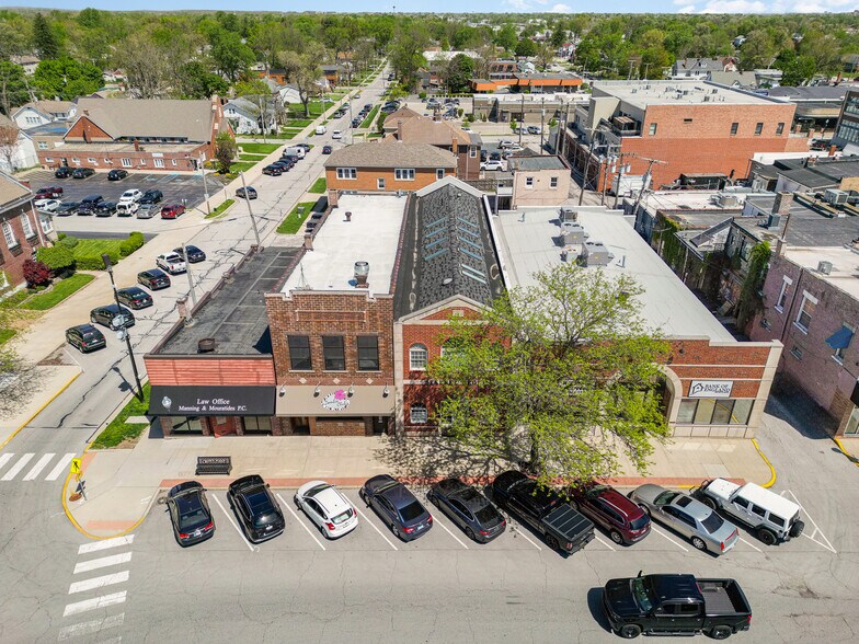 More Photos Of 118 W Clark St, Crown Point Office Residential For Sale