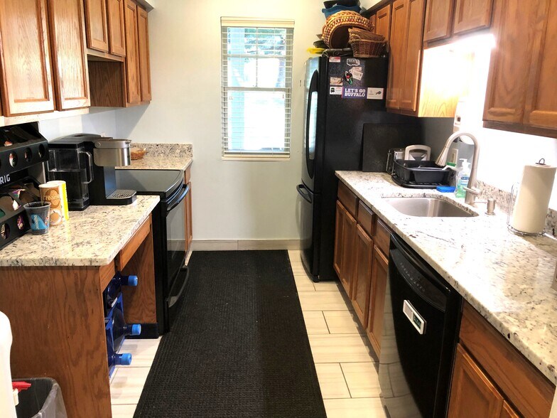 More Photos Of 400 Whitney Rd, Penfield Office For Lease