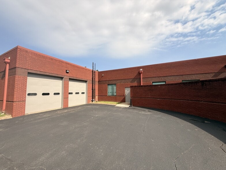 More Photos Of 3320 Perimeter Hill Dr, Nashville Office For Lease