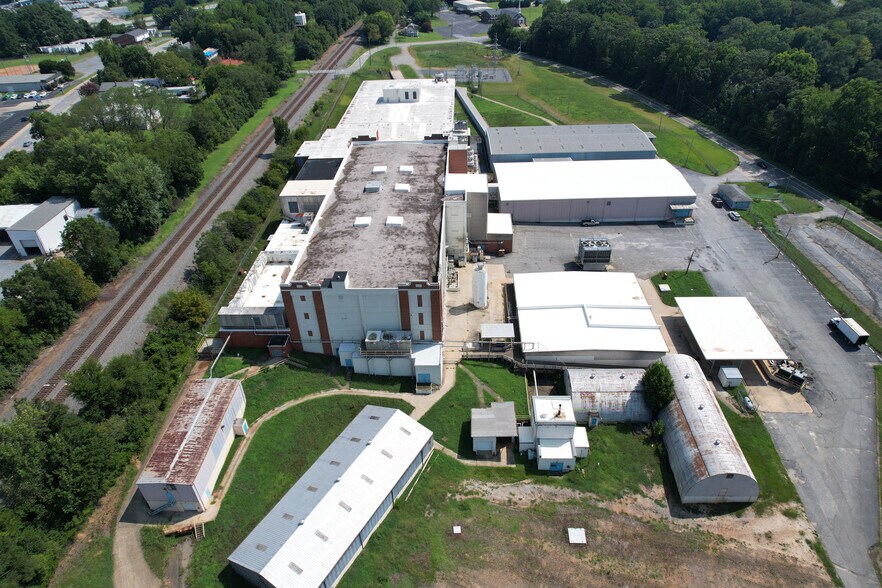 More Photos Of 150 Hamrick St, Gaffney Unknown For Lease