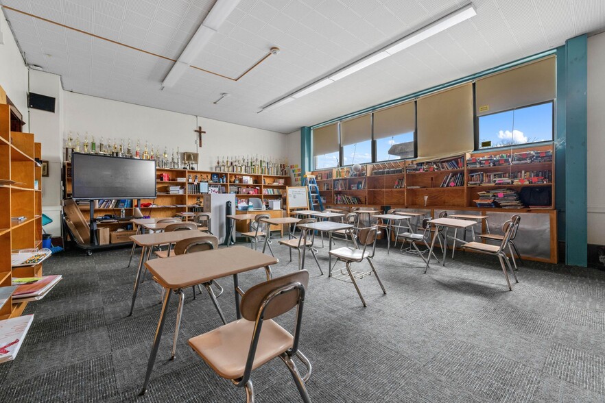 More Photos Of 21 Davidson Ave, Buffalo Schools For Sale