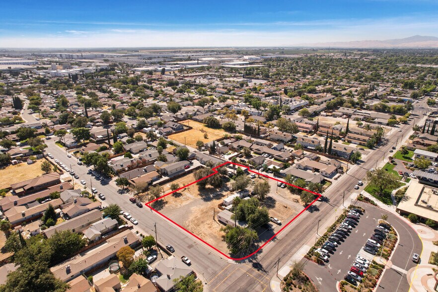 Primary Photo Of 2888 Holly Dr, Tracy Manufactured Housing Mobile Home Park For Sale