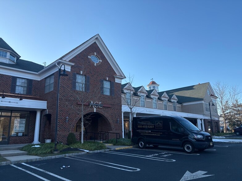 More Photos Of 422 US Highway 22 W, White House Station Storefront Retail Office For Lease