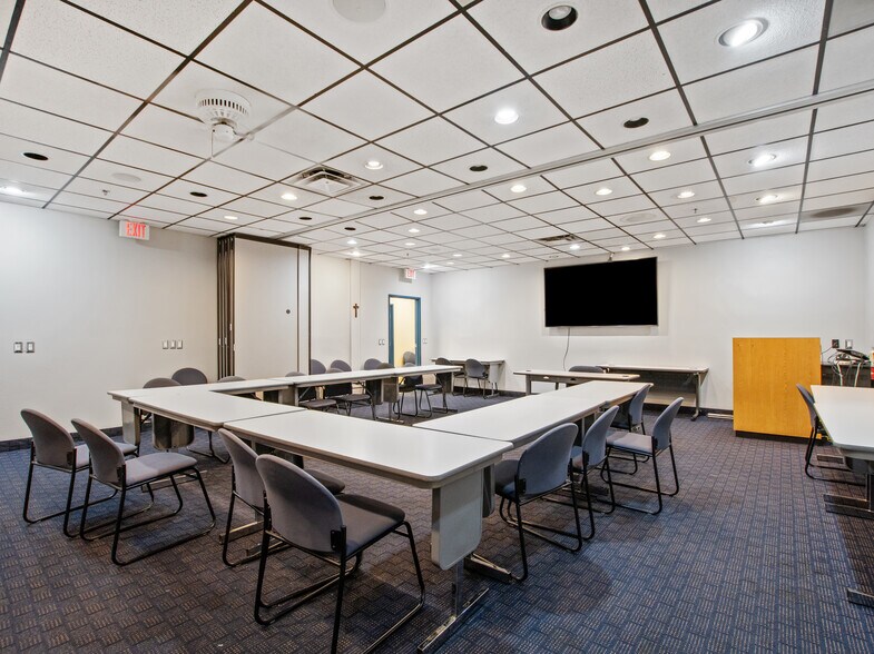 More Photos Of 1201 E Thomas Rd, Phoenix Office For Sale