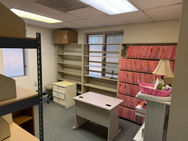 More Photos Of 2 Chelsea Pl, Clifton Park Medical For Lease