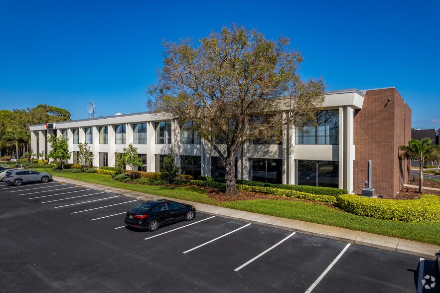 More Photos Of 9721 Executive Center Dr N, Saint Petersburg Office For Lease