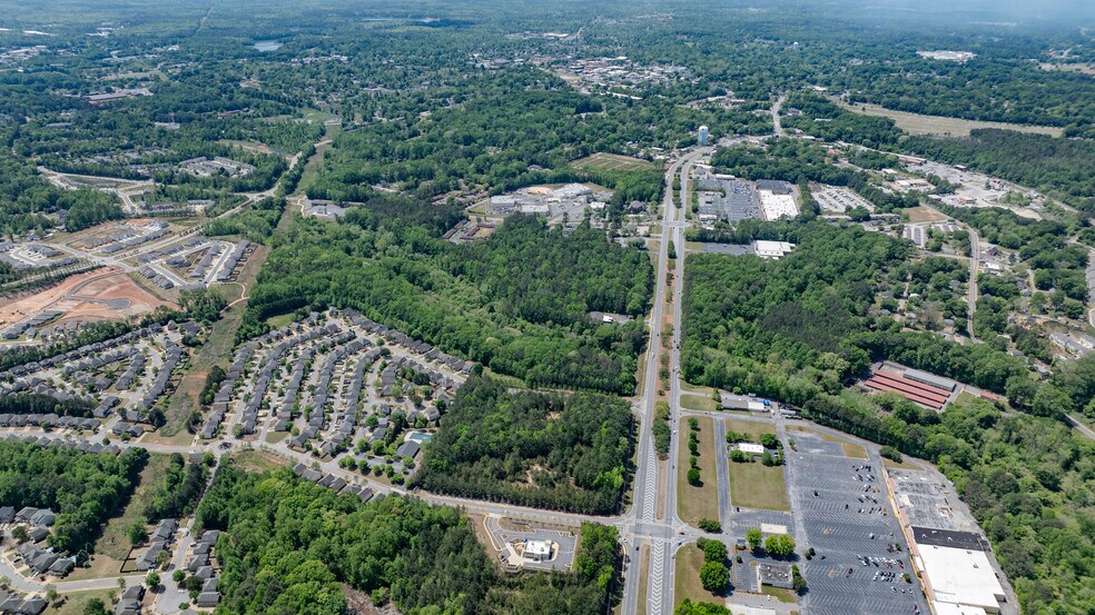 More Photos Of 201 Bullsboro Dr, Newnan Land For Sale