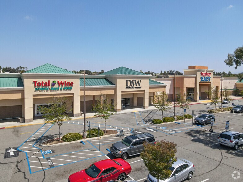 More Photos Of 40400-40500 Winchester Rd, Temecula Unknown For Lease