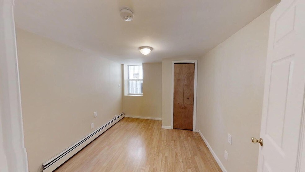 More Photos Of 1549 Selwyn Ave, Bronx Apartments For Lease