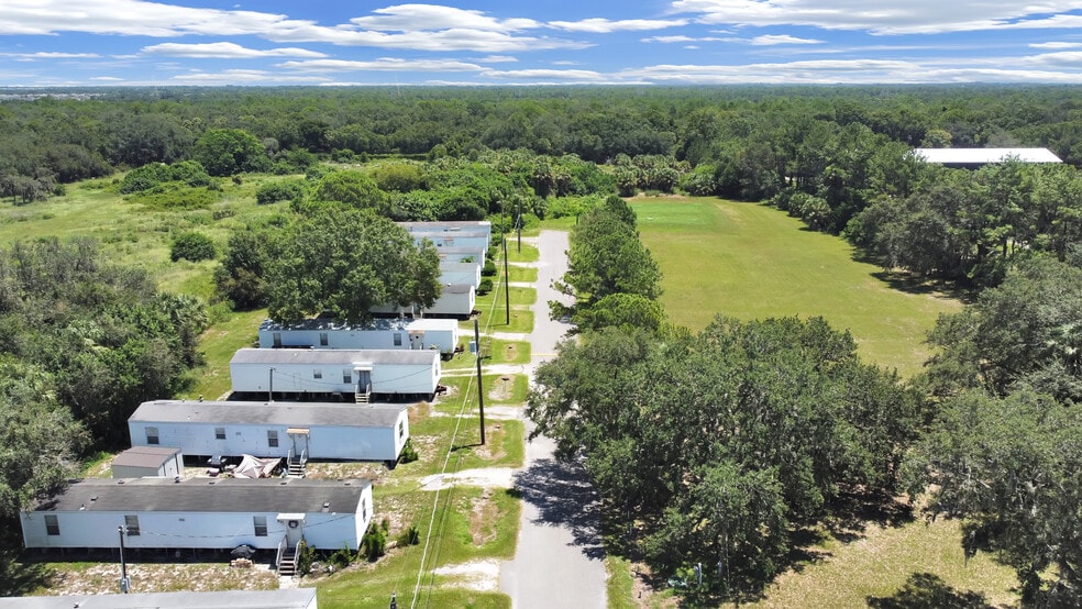 More Photos Of , Gibsonton Unknown For Sale