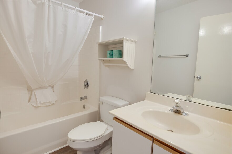 More Photos Of 3170 Holmestown Rd, Myrtle Beach Apartments For Sale