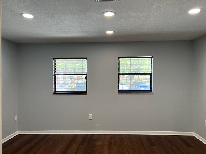 More Photos Of 1501 S Pinellas Ave, Tarpon Springs Office For Lease