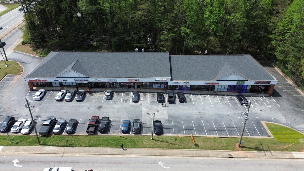 More Photos Of 414 N Hairston Rd, Stone Mountain Freestanding For Sale