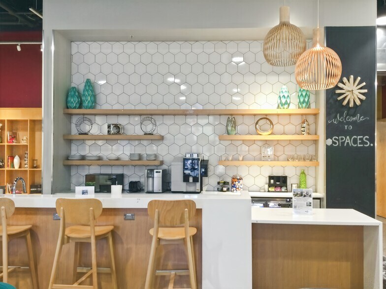 More Photos Of 3031 Tisch Way, San Jose Coworking Space