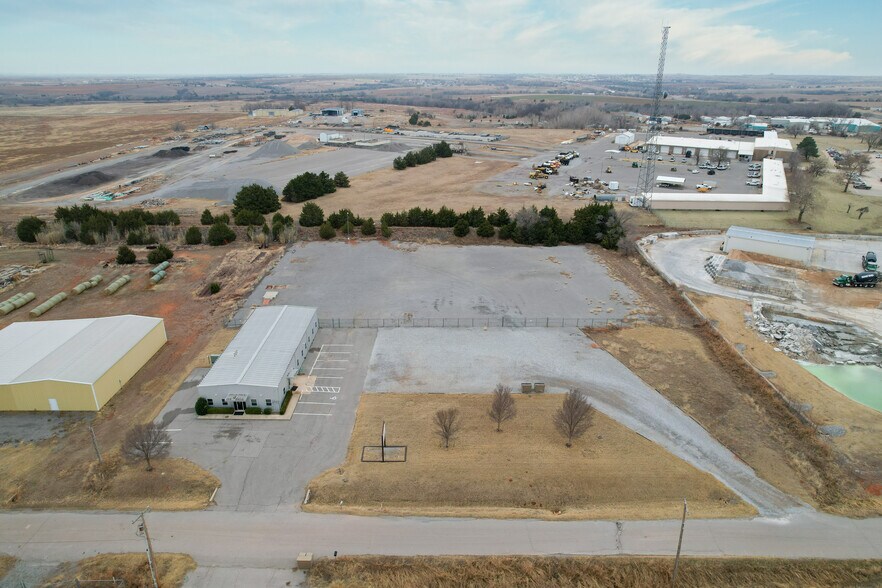 More Photos Of 248 Production Rd, Clinton Office Residential For Sale