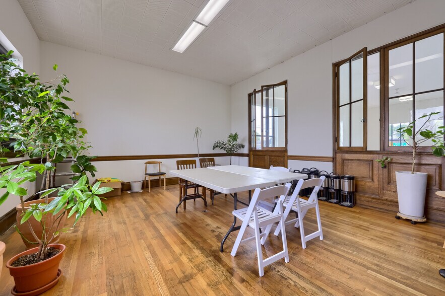 More Photos Of 1-7 W Main St, Mount Joy Bank For Sale