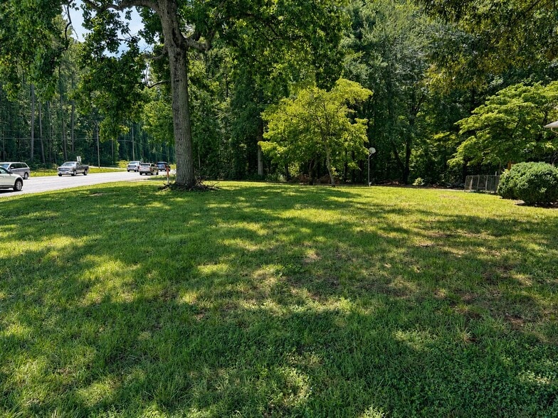 More Photos Of 1115 N NC 16 Business Hwy, Denver Land For Lease
