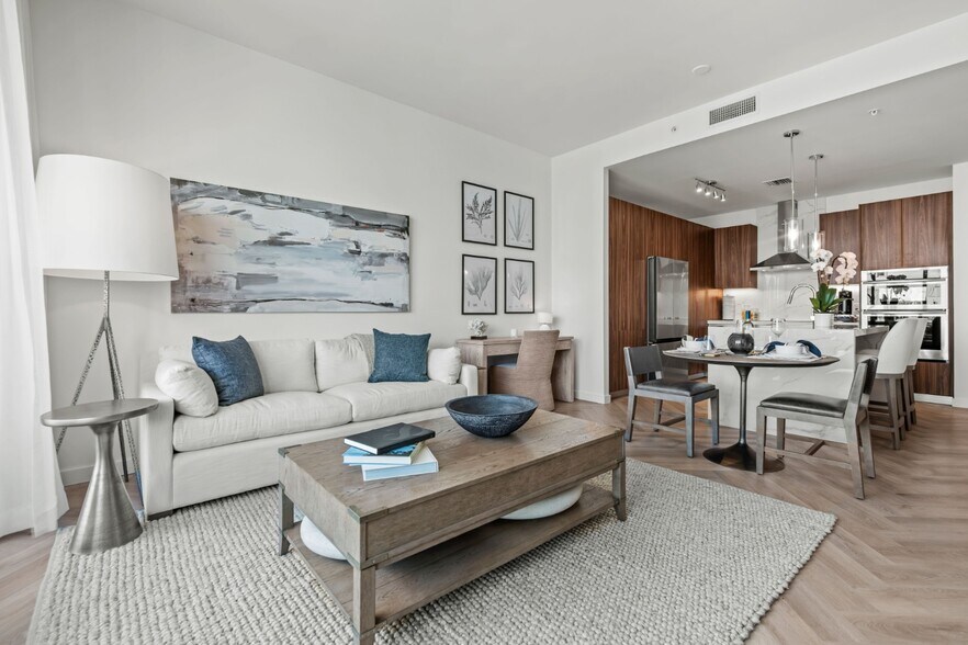 More Photos Of 201 SE 6th Ave, Fort Lauderdale Apartments For Lease