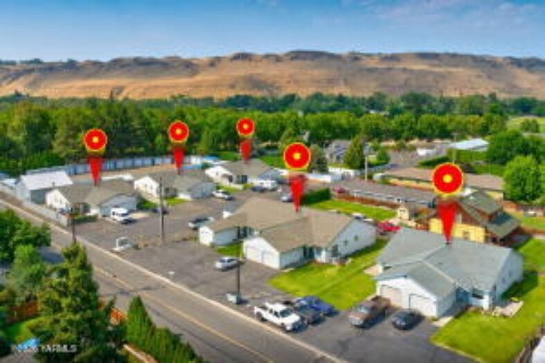 Primary Photo Of 10216 Old Naches Hwy, Naches Apartments For Sale